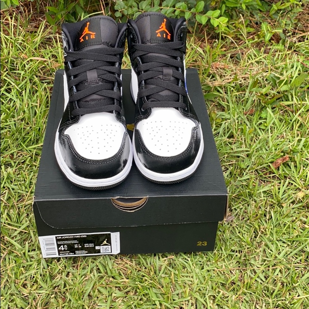 Air Jordan 1 MID (girls)